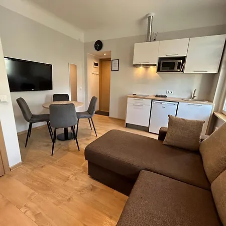 Jon'S 2 Apartments Parnu Exterior photo