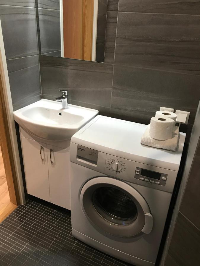 Jon's 2 Apartment